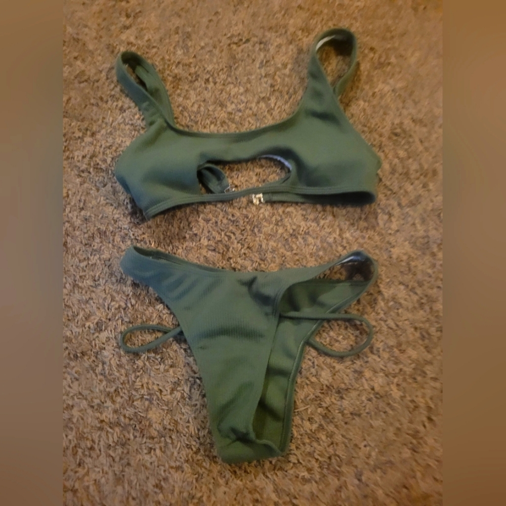 Small forest/army green womens bikini NWOT